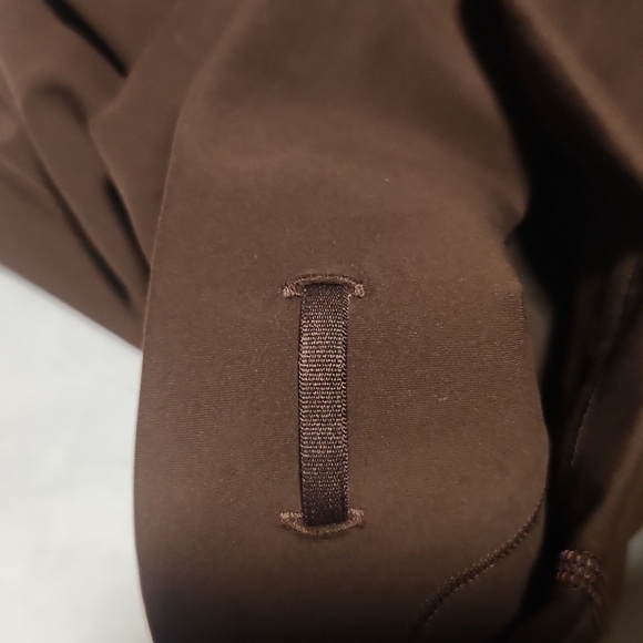 Lululemon Wunder Train High-Rise Shorts Size 2 – Fast Drying, Comfy & Cute! - Picture 10 of 10